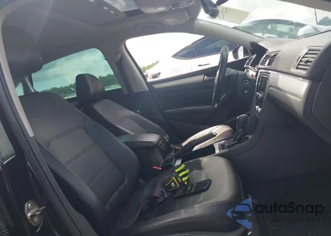 2012 Volkswagen Passat 2.5L Se из США, поврежденный, VIN 1VWBP7A3XCC070451